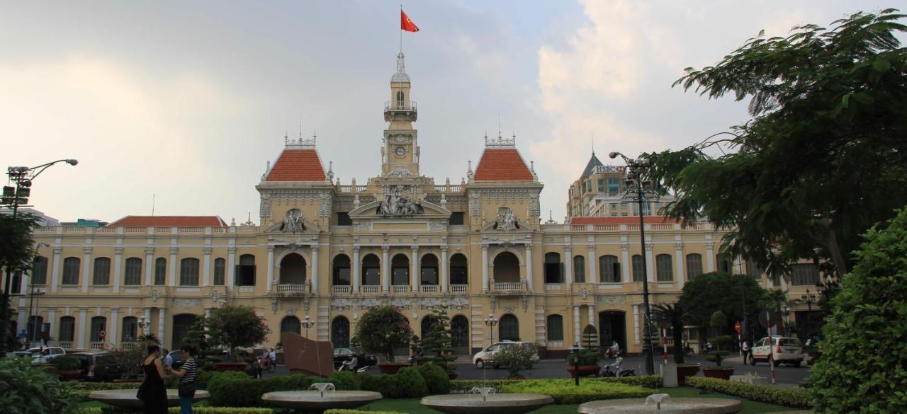 Hotel Reddoorz Near Etown 4 à Hô Chi Minh-Ville Extérieur photo